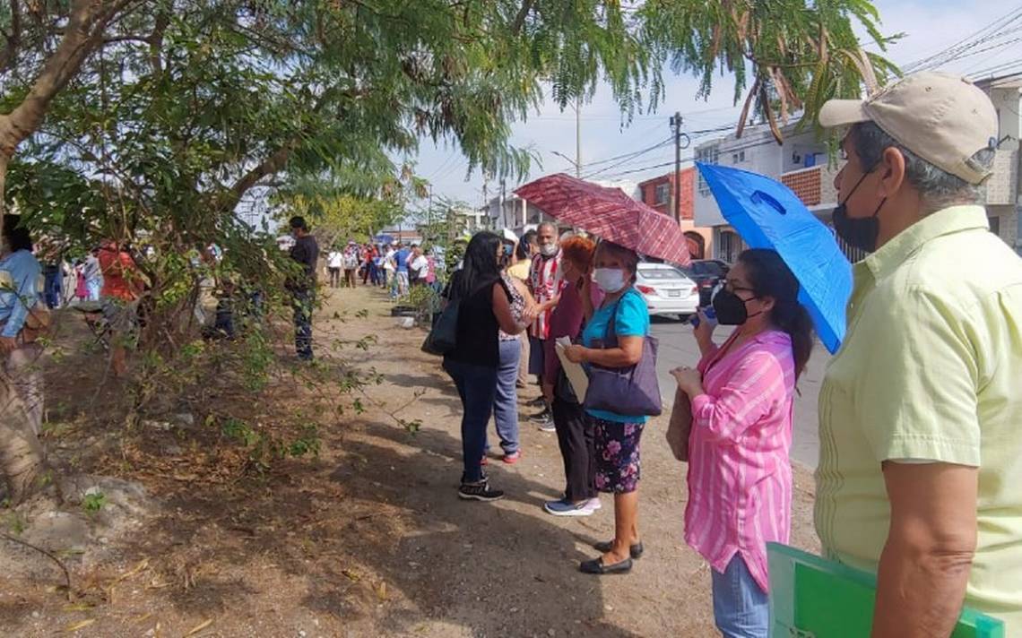 Te Decimos Qui Nes Se Pueden Vacunar Hoy En El M Dulo De Puertas Coloradas El Sol De Tampico